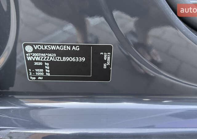 Серый Фольксваген e-Golf, объемом двигателя 0 л и пробегом 96 тыс. км за 15300 $, фото 14 на Automoto.ua