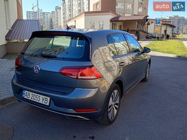 Сірий Фольксваген e-Golf, об'ємом двигуна 0 л та пробігом 101 тис. км за 12999 $, фото 5 на Automoto.ua