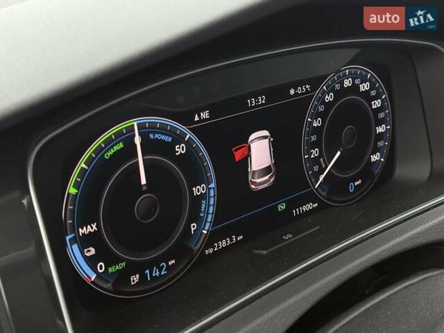 Сірий Фольксваген e-Golf, об'ємом двигуна 0 л та пробігом 111 тис. км за 13990 $, фото 10 на Automoto.ua