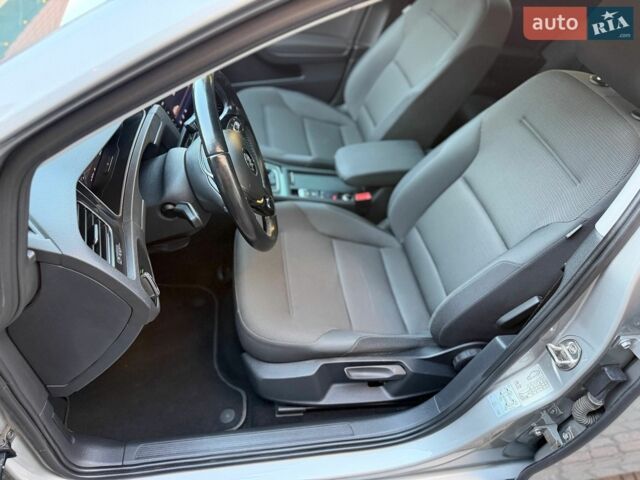 Сірий Фольксваген e-Golf, об'ємом двигуна 0 л та пробігом 96 тис. км за 14250 $, фото 16 на Automoto.ua