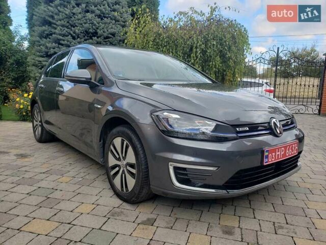 Серый Фольксваген e-Golf, объемом двигателя 0 л и пробегом 65 тыс. км за 13950 $, фото 26 на Automoto.ua