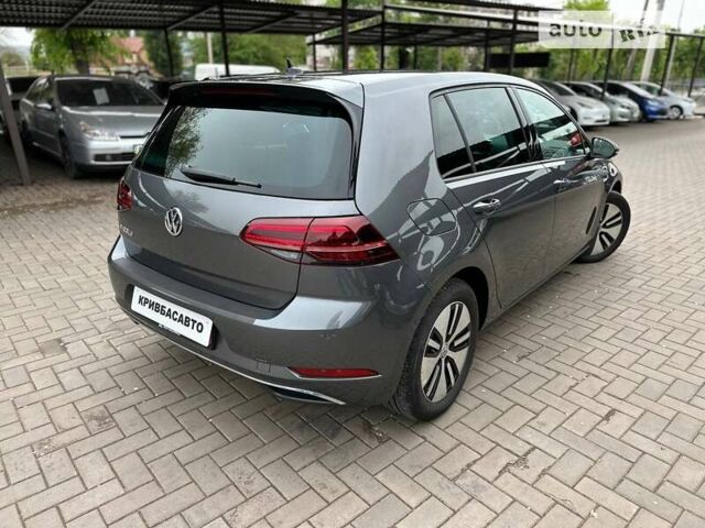 Серый Фольксваген e-Golf, объемом двигателя 0 л и пробегом 67 тыс. км за 19200 $, фото 8 на Automoto.ua