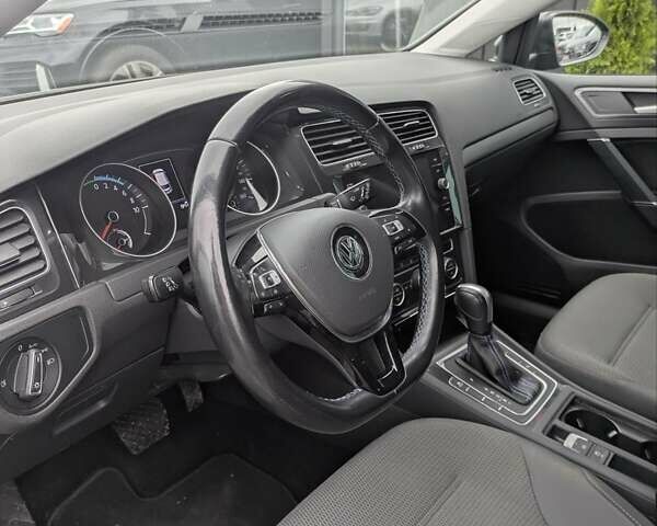 Сірий Фольксваген e-Golf, об'ємом двигуна 0 л та пробігом 109 тис. км за 14600 $, фото 1 на Automoto.ua