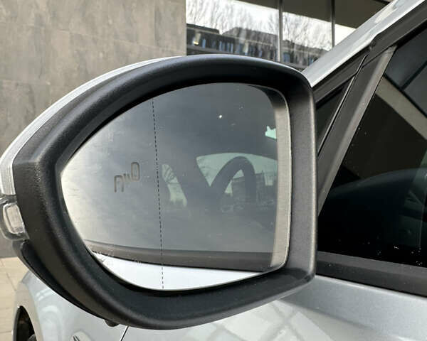 Серый Фольксваген e-Golf, объемом двигателя 0 л и пробегом 76 тыс. км за 13800 $, фото 24 на Automoto.ua