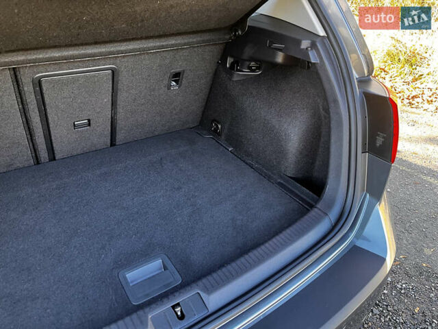 Серый Фольксваген e-Golf, объемом двигателя 0 л и пробегом 127 тыс. км за 11950 $, фото 56 на Automoto.ua