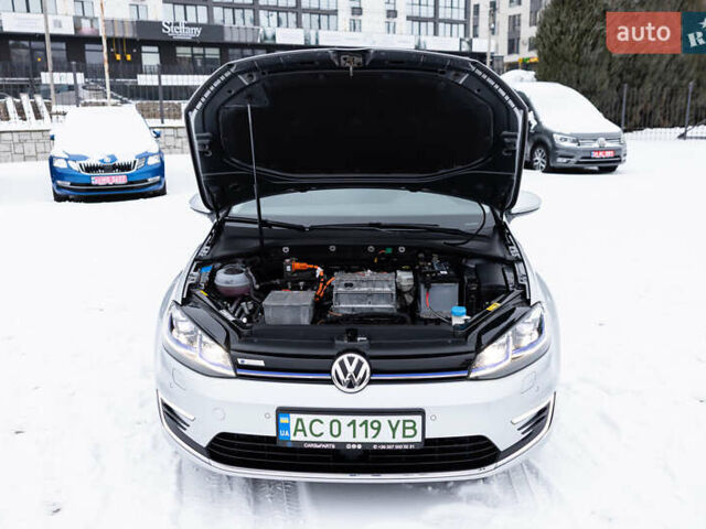 Сірий Фольксваген e-Golf, об'ємом двигуна 0 л та пробігом 174 тис. км за 12800 $, фото 89 на Automoto.ua