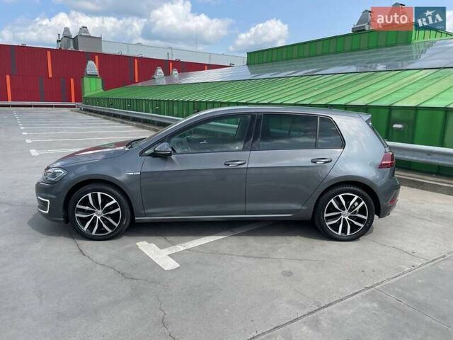Сірий Фольксваген e-Golf, об'ємом двигуна 0 л та пробігом 123 тис. км за 12900 $, фото 7 на Automoto.ua
