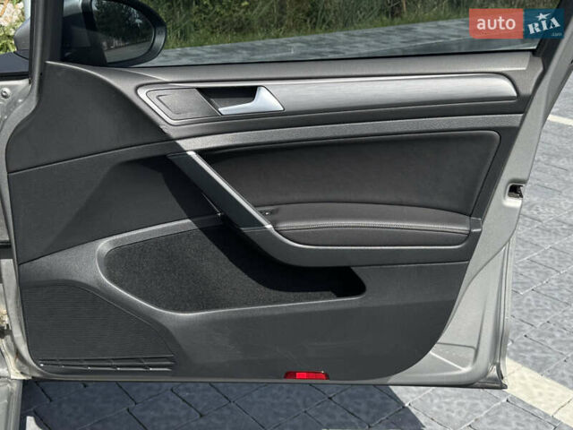 Сірий Фольксваген e-Golf, об'ємом двигуна 0 л та пробігом 73 тис. км за 14999 $, фото 39 на Automoto.ua