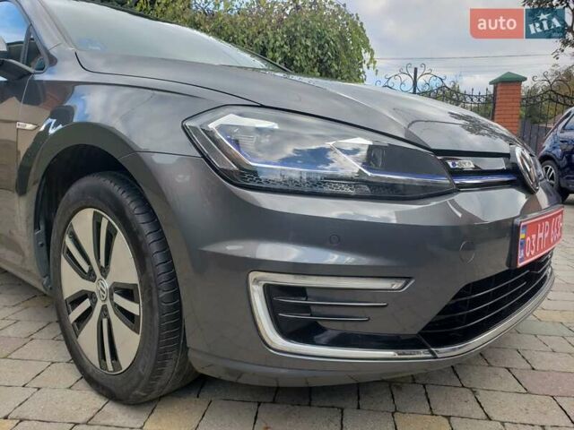 Серый Фольксваген e-Golf, объемом двигателя 0 л и пробегом 65 тыс. км за 13950 $, фото 37 на Automoto.ua