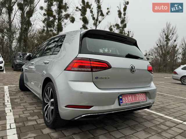 Серый Фольксваген e-Golf, объемом двигателя 0 л и пробегом 91 тыс. км за 15099 $, фото 15 на Automoto.ua