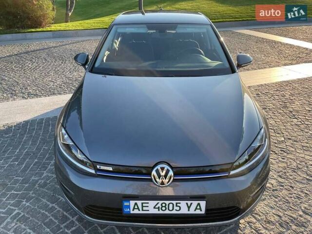 Сірий Фольксваген e-Golf, об'ємом двигуна 0 л та пробігом 140 тис. км за 12500 $, фото 4 на Automoto.ua