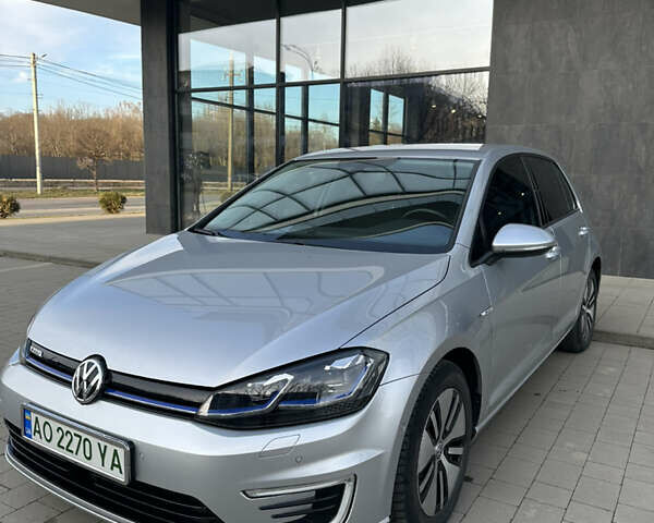 Серый Фольксваген e-Golf, объемом двигателя 0 л и пробегом 76 тыс. км за 13800 $, фото 7 на Automoto.ua