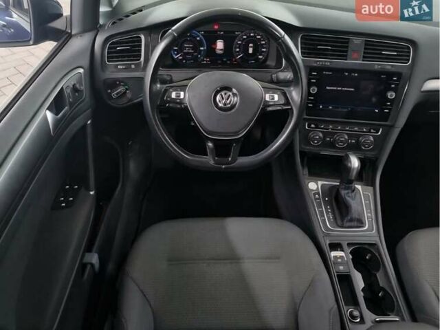 Сірий Фольксваген e-Golf, об'ємом двигуна 0 л та пробігом 97 тис. км за 15200 $, фото 12 на Automoto.ua