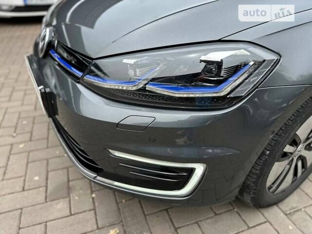 Сірий Фольксваген e-Golf, об'ємом двигуна 0 л та пробігом 67 тис. км за 19200 $, фото 7 на Automoto.ua