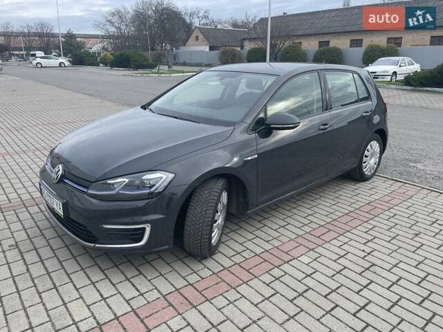 Серый Фольксваген e-Golf, объемом двигателя 0 л и пробегом 84 тыс. км за 15600 $, фото 10 на Automoto.ua