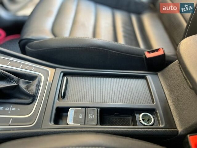 Серый Фольксваген e-Golf, объемом двигателя 0 л и пробегом 130 тыс. км за 13999 $, фото 69 на Automoto.ua