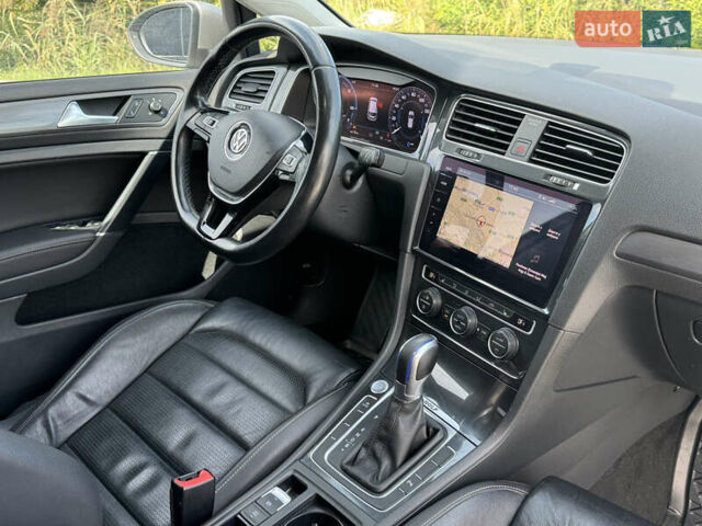 Сірий Фольксваген e-Golf, об'ємом двигуна 0 л та пробігом 73 тис. км за 14799 $, фото 40 на Automoto.ua