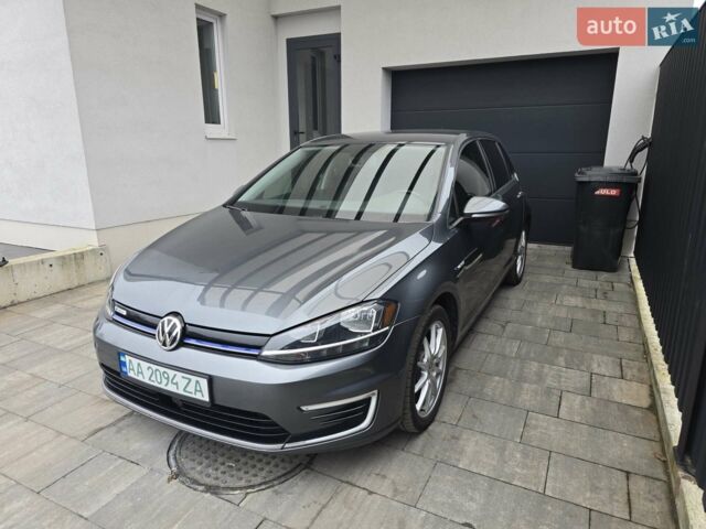 Сірий Фольксваген e-Golf, об'ємом двигуна 0 л та пробігом 102 тис. км за 13800 $, фото 1 на Automoto.ua