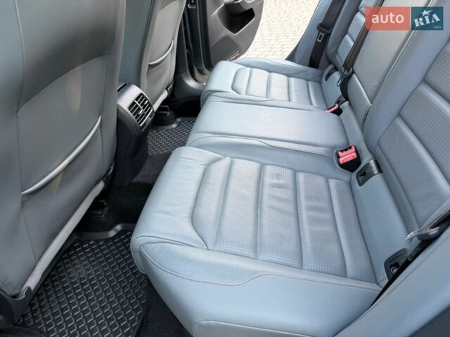 Сірий Фольксваген e-Golf, об'ємом двигуна 0 л та пробігом 73 тис. км за 15900 $, фото 100 на Automoto.ua