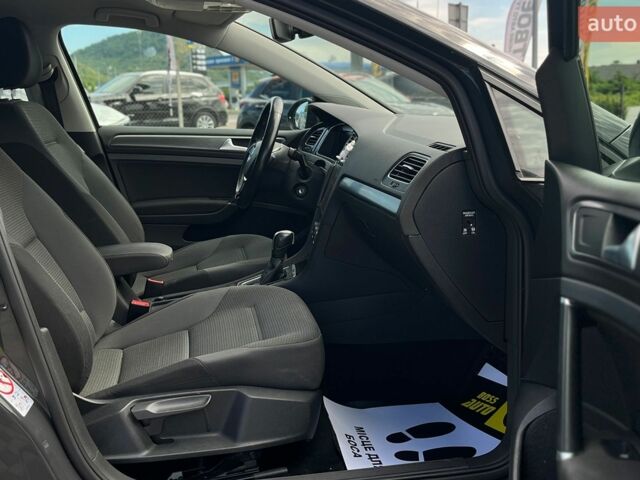 Сірий Фольксваген e-Golf, об'ємом двигуна 0 л та пробігом 85 тис. км за 15100 $, фото 22 на Automoto.ua