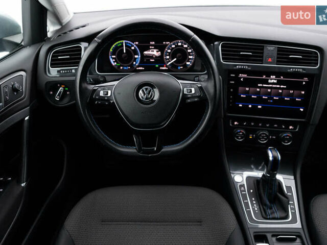 Сірий Фольксваген e-Golf, об'ємом двигуна 0 л та пробігом 174 тис. км за 12800 $, фото 27 на Automoto.ua