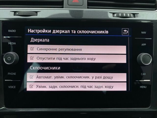 Серый Фольксваген e-Golf, объемом двигателя 0 л и пробегом 105 тыс. км за 12900 $, фото 59 на Automoto.ua
