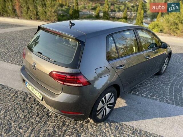 Сірий Фольксваген e-Golf, об'ємом двигуна 0 л та пробігом 140 тис. км за 12500 $, фото 5 на Automoto.ua