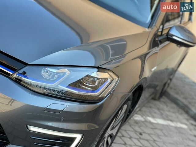 Сірий Фольксваген e-Golf, об'ємом двигуна 0 л та пробігом 130 тис. км за 13999 $, фото 20 на Automoto.ua