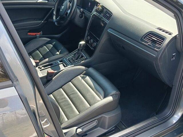 Сірий Фольксваген e-Golf, об'ємом двигуна 0 л та пробігом 109 тис. км за 14000 $, фото 23 на Automoto.ua