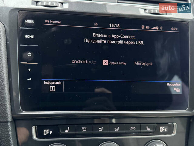 Серый Фольксваген e-Golf, объемом двигателя 0 л и пробегом 91 тыс. км за 15099 $, фото 69 на Automoto.ua