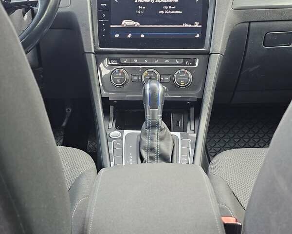 Сірий Фольксваген e-Golf, об'ємом двигуна 0 л та пробігом 103 тис. км за 12900 $, фото 28 на Automoto.ua