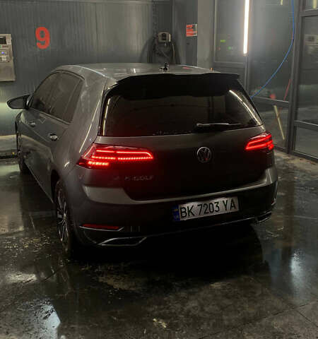 Сірий Фольксваген e-Golf, об'ємом двигуна 0 л та пробігом 202 тис. км за 13000 $, фото 11 на Automoto.ua