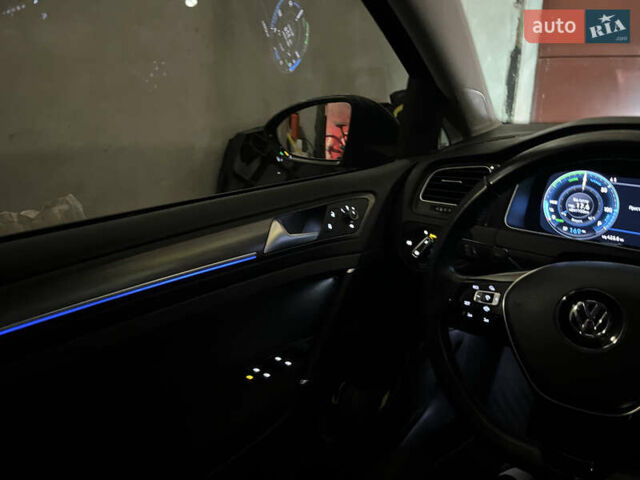 Сірий Фольксваген e-Golf, об'ємом двигуна 0 л та пробігом 39 тис. км за 17200 $, фото 5 на Automoto.ua