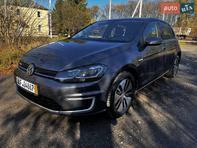 Серый Фольксваген e-Golf, объемом двигателя 0 л и пробегом 127 тыс. км за 11950 $, фото 5 на Automoto.ua