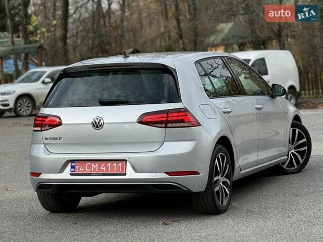 Серый Фольксваген e-Golf, объемом двигателя 0 л и пробегом 100 тыс. км за 12300 $, фото 27 на Automoto.ua
