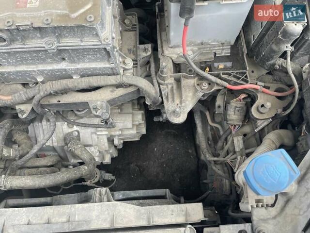 Серый Фольксваген e-Golf, объемом двигателя 0 л и пробегом 84 тыс. км за 15600 $, фото 31 на Automoto.ua