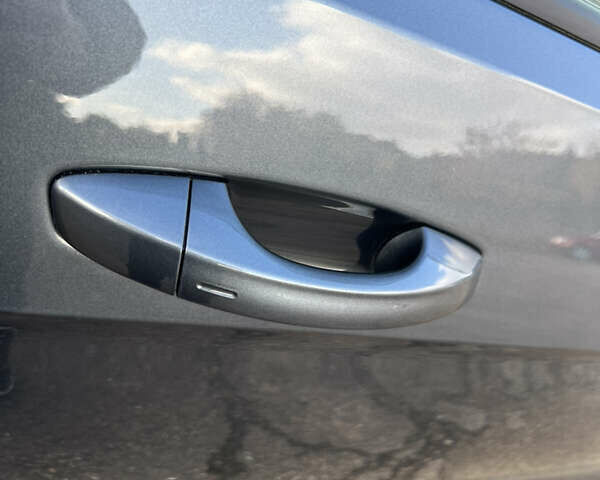 Серый Фольксваген e-Golf, объемом двигателя 0 л и пробегом 52 тыс. км за 16300 $, фото 22 на Automoto.ua