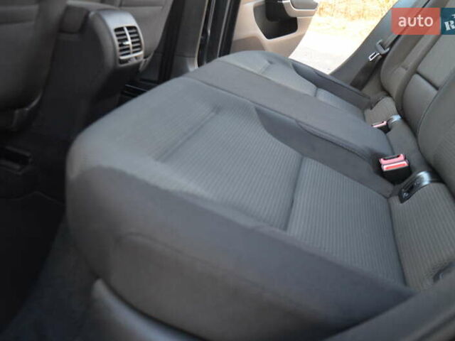 Серый Фольксваген e-Golf, объемом двигателя 0 л и пробегом 91 тыс. км за 13250 $, фото 49 на Automoto.ua