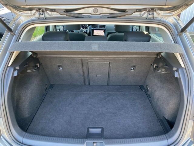 Сірий Фольксваген e-Golf, об'ємом двигуна 0 л та пробігом 29 тис. км за 15600 $, фото 61 на Automoto.ua