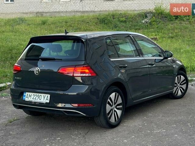 Серый Фольксваген e-Golf, объемом двигателя 0 л и пробегом 62 тыс. км за 14300 $, фото 11 на Automoto.ua
