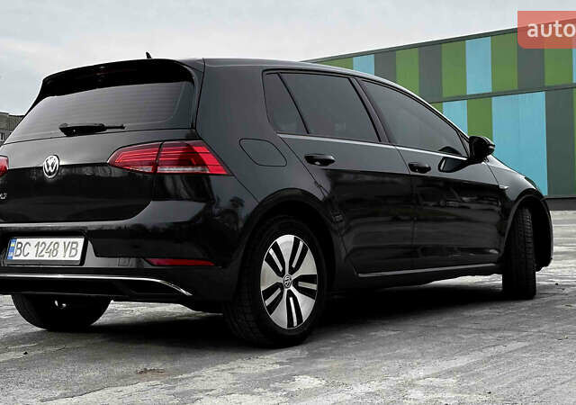 Сірий Фольксваген e-Golf, об'ємом двигуна 0 л та пробігом 64 тис. км за 13500 $, фото 3 на Automoto.ua