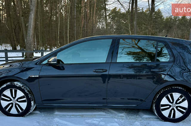 Серый Фольксваген e-Golf, объемом двигателя 0 л и пробегом 49 тыс. км за 14500 $, фото 16 на Automoto.ua