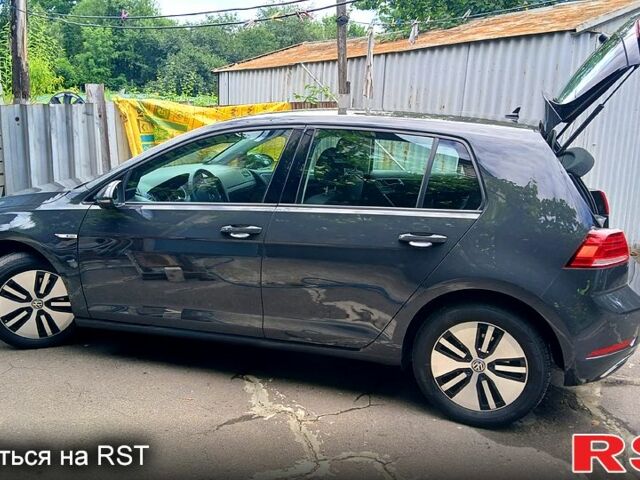 Сірий Фольксваген e-Golf, об'ємом двигуна 0 л та пробігом 28 тис. км за 16700 $, фото 2 на Automoto.ua