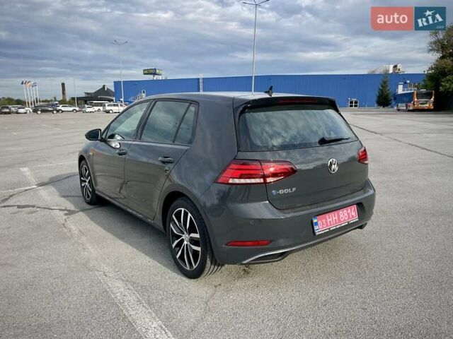 Серый Фольксваген e-Golf, объемом двигателя 0 л и пробегом 103 тыс. км за 13300 $, фото 14 на Automoto.ua