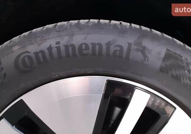 Серый Фольксваген e-Golf, объемом двигателя 0 л и пробегом 140 тыс. км за 12300 $, фото 25 на Automoto.ua