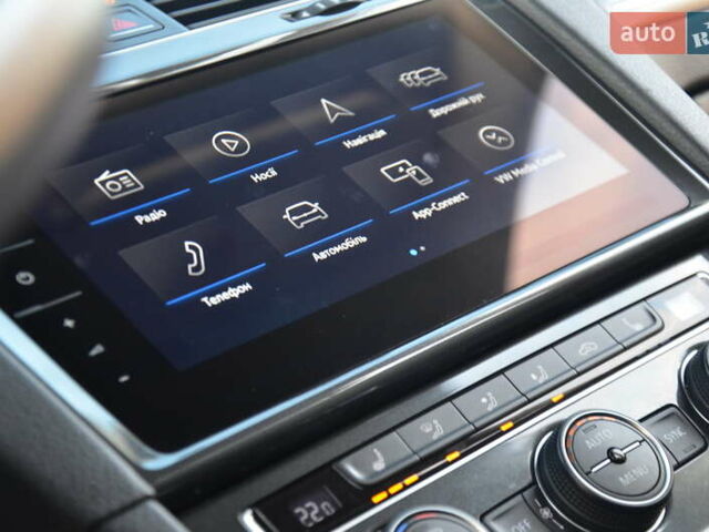 Серый Фольксваген e-Golf, объемом двигателя 0 л и пробегом 91 тыс. км за 13250 $, фото 42 на Automoto.ua