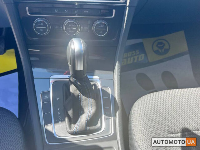 Сірий Фольксваген e-Golf, об'ємом двигуна 36 л та пробігом 34 тис. км за 16000 $, фото 17 на Automoto.ua