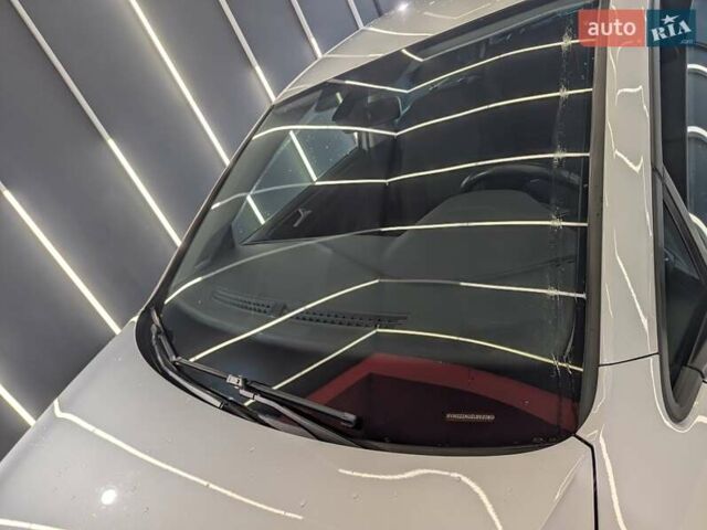 Серый Фольксваген e-Golf, объемом двигателя 0 л и пробегом 29 тыс. км за 14800 $, фото 59 на Automoto.ua