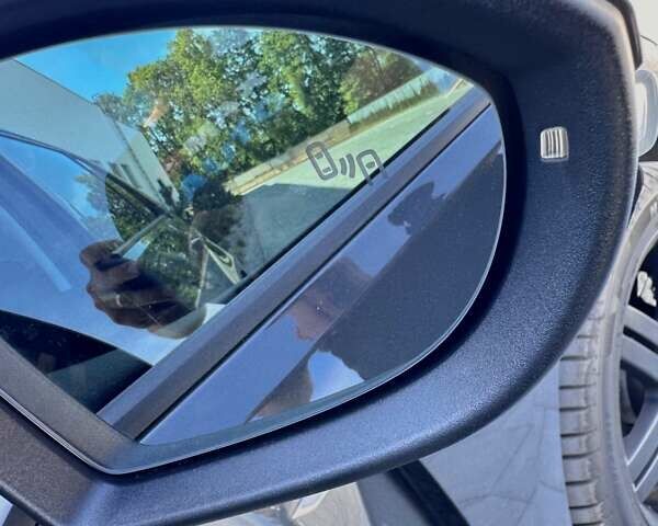 Серый Фольксваген e-Golf, объемом двигателя 0 л и пробегом 54 тыс. км за 16500 $, фото 29 на Automoto.ua