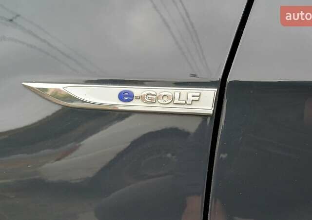 Сірий Фольксваген e-Golf, об'ємом двигуна 0 л та пробігом 29 тис. км за 16000 $, фото 6 на Automoto.ua